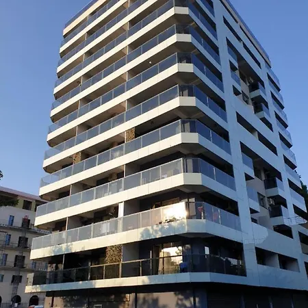 Ingrid By The Sea Mamaia